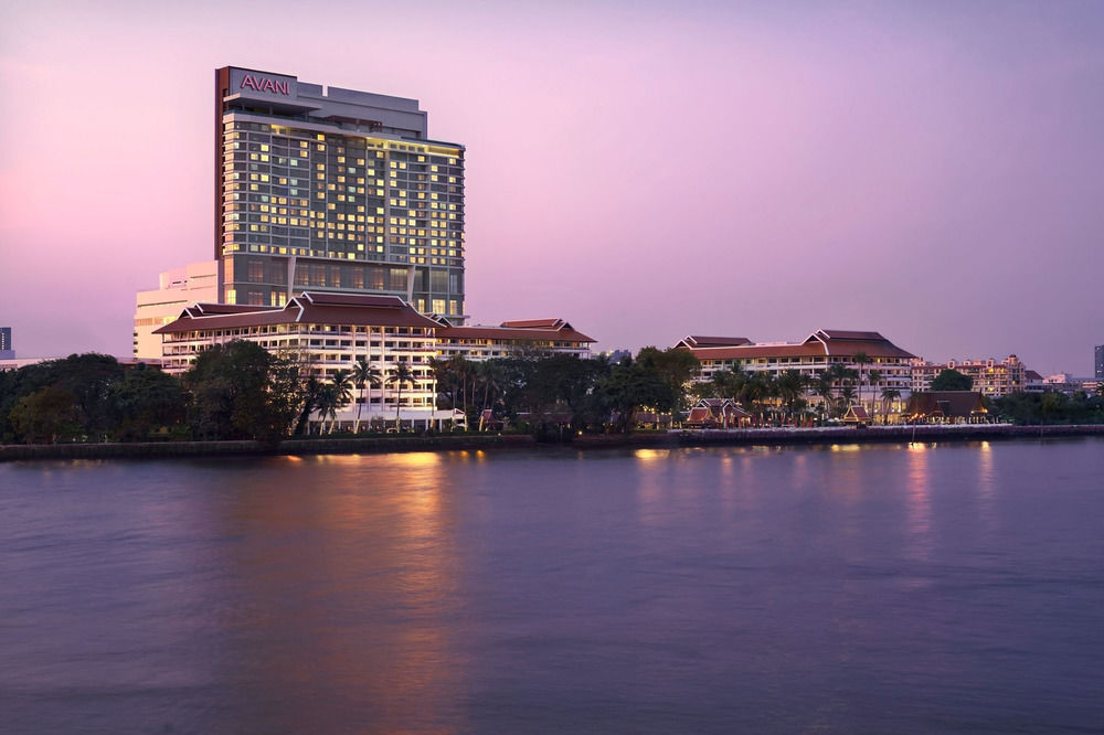 Avani Plus Riverside Bangkok Hotel -SHA Certified Buitenkant foto